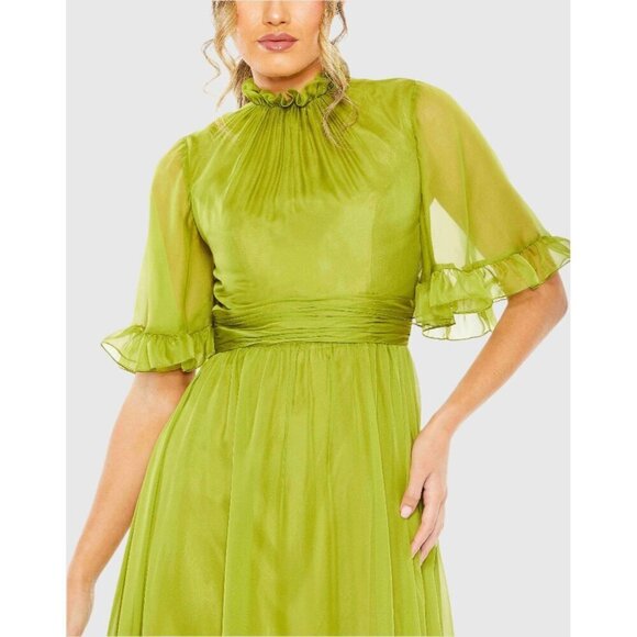 Mac Duggal Size 4 Green 68229 Ruffled Flutter Sleeve Tiered Long Gown Dress $498 - Picture 2 of 10